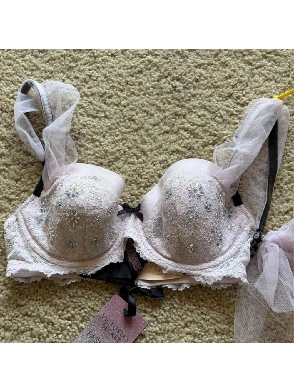 New 2014 victorias secret pink bra 32D